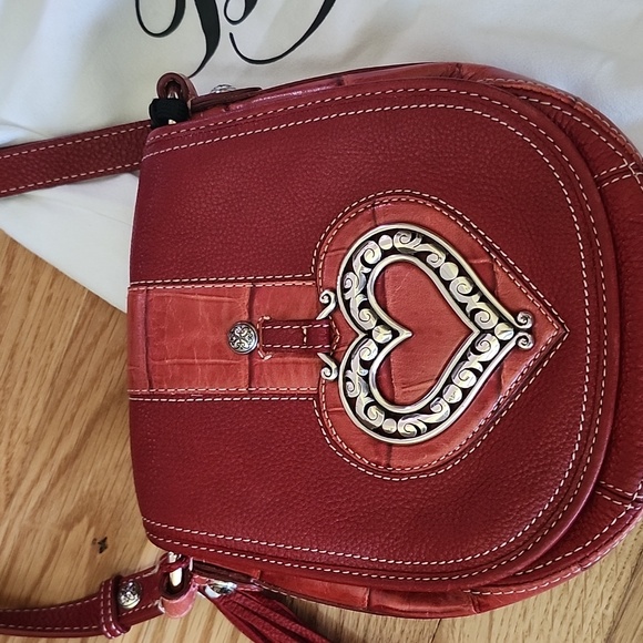 SALE💥Brighton Leather Love Ya Org Heart Crossbody - Picture 2 of 13